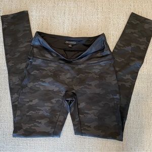 Shinestar Collection Women's Pants Black on Black Camo faux leather Size S
